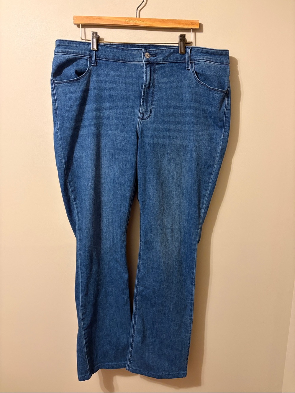 Old Navy Women's Boot Cut Jeans in Medium Blue Size 18 Tall